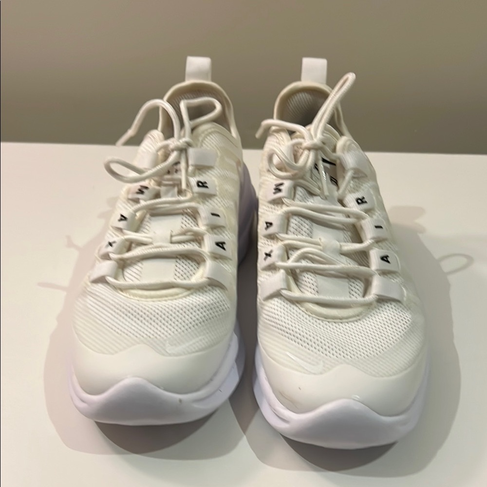 Nike Air Max Axis 'White' AA2168-100